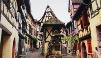 Alsace : à la découverte des richesses d'Eguisheim