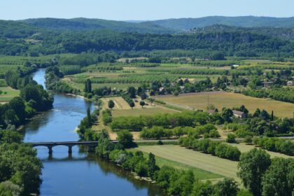 Les avantages de faire du camping en famille en Dordogne et les activités à pratiquer