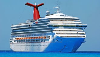 Quels sont les avantages d&rsquo;opter pour une compagnie de croisi&egrave;re&thinsp;?