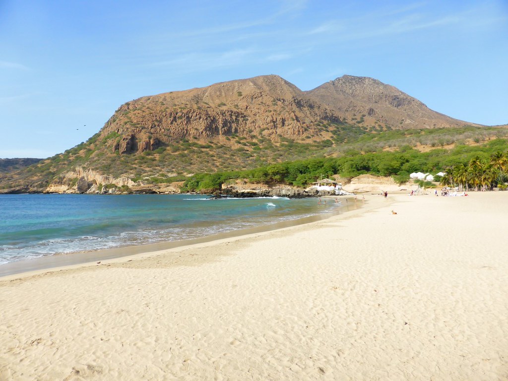 Santiago est la plus grande et plus peuplée des îles du Cap-Vert