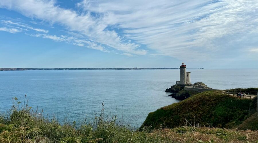 Plongez au cœur de Brest : entre mer, culture, innovation et nature, découvrez une ville bretonne authentique et pleine de surprises.
