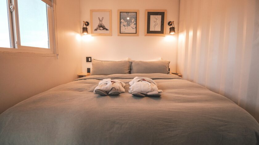 Vivre une parenthèse raffinée à Pézenas : entre patrimoine et gastronomie