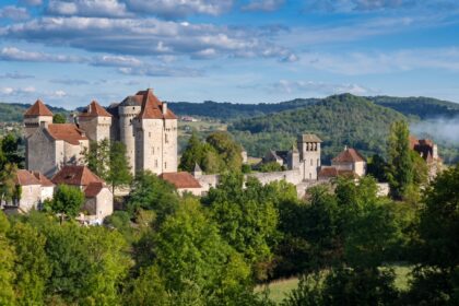 La Corrèze insolite, patrimoine méconnu et mystérieux